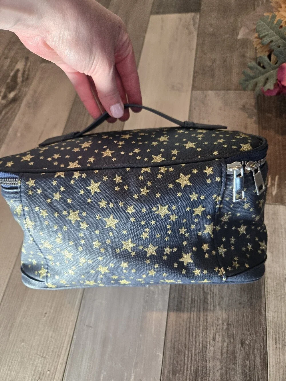 NWT Nicole Miller Navy Star Cosmetic Train Case Toiletry Carrying Bag